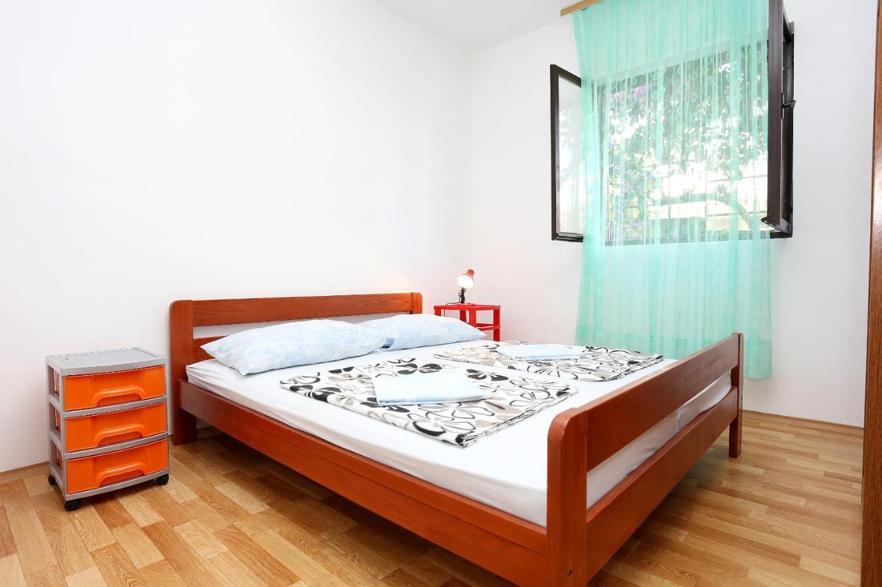 Apartments By The Sea Rogoznica - 10338 Exterior photo